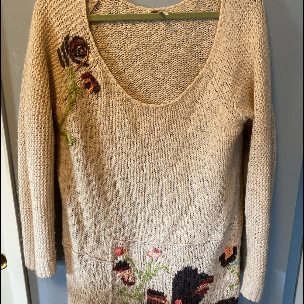 Free people cozy tunic sweater!